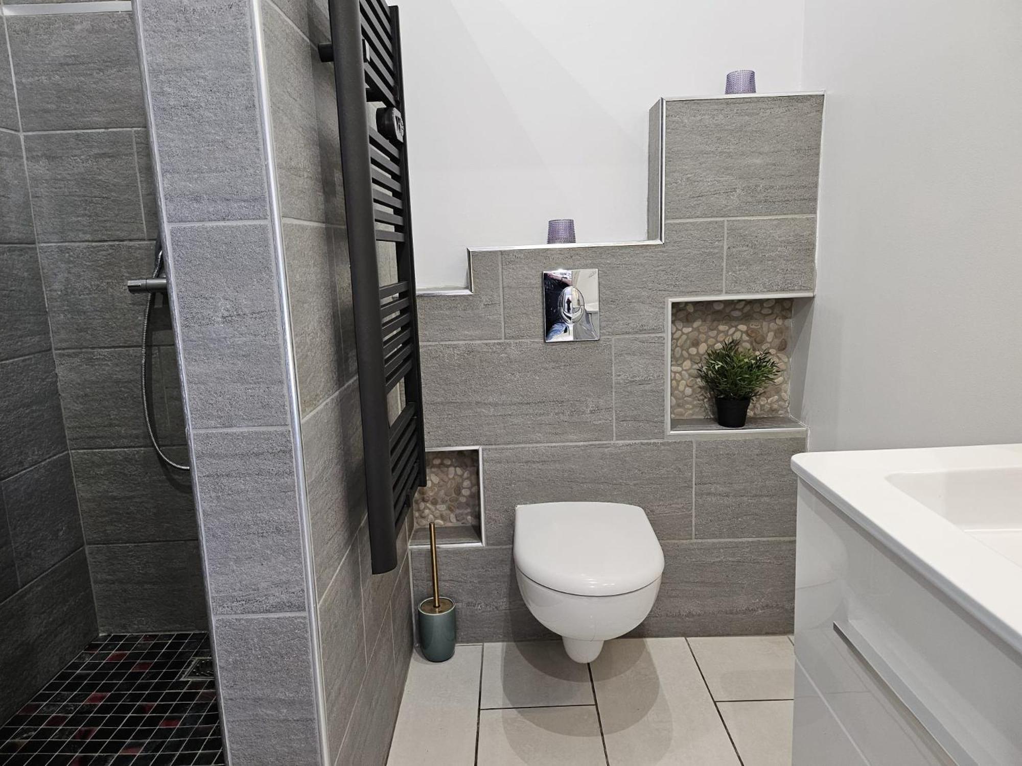Agreable Logement Avec Terrasse Saint-Victoret 外观 照片